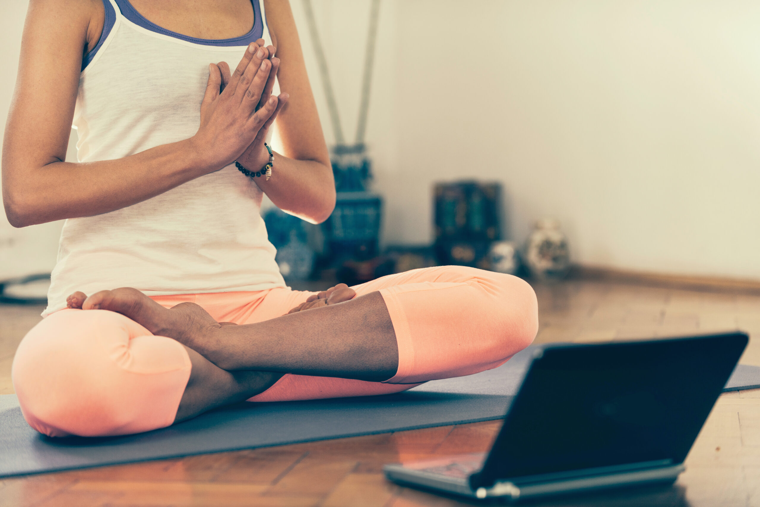 Online-Yoga hilft bei Brustkrebs