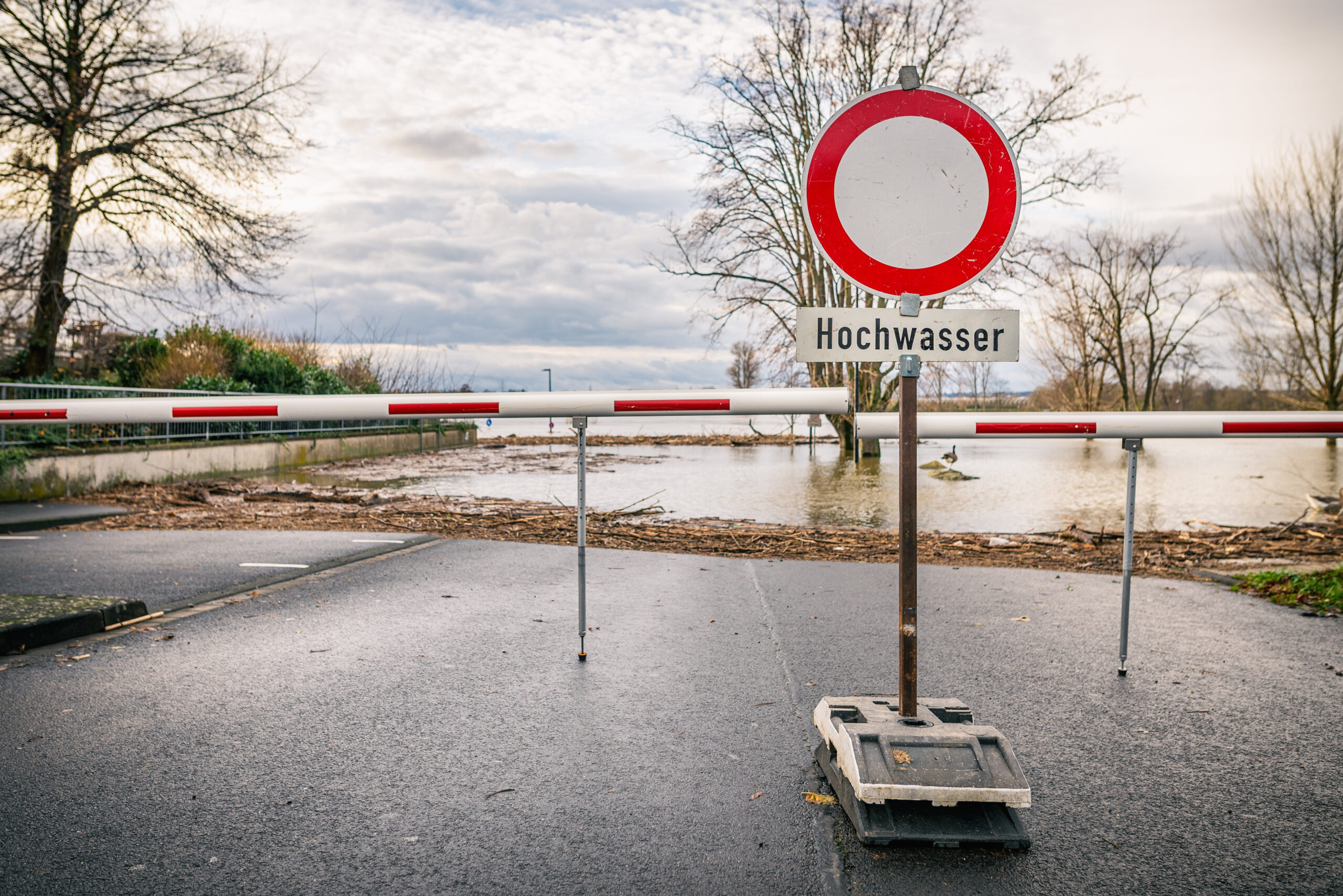 Hochwasser: Lage entspannt sich langsam, Medikamentenversorgung trotz Hürden gesichert