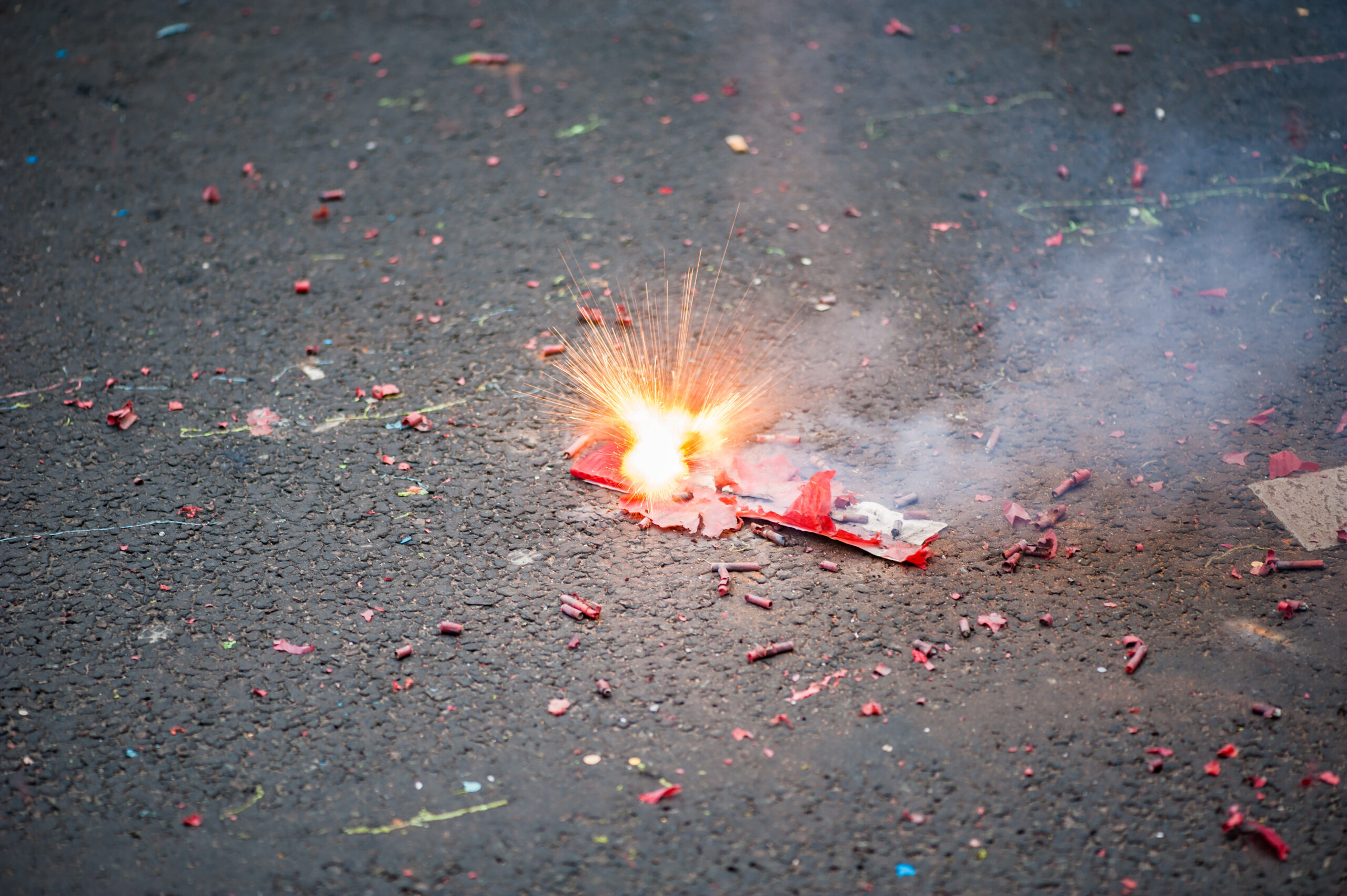 Silvesterknaller: schwere Verletzungen und eine demolierte Apotheke